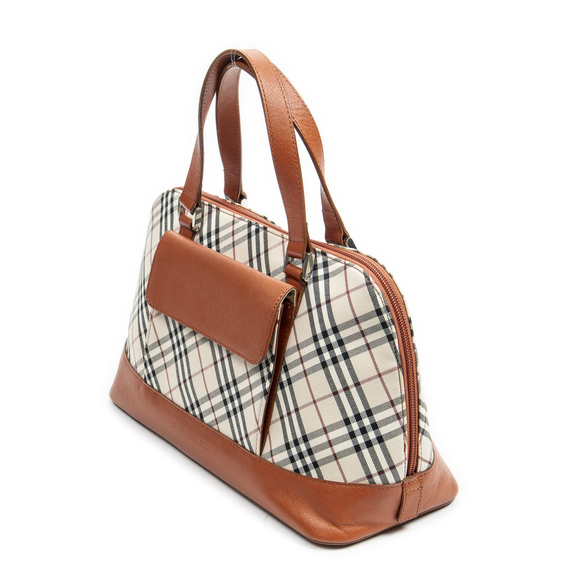 Burberry Front Pocket Dome - Picture 2 of 8